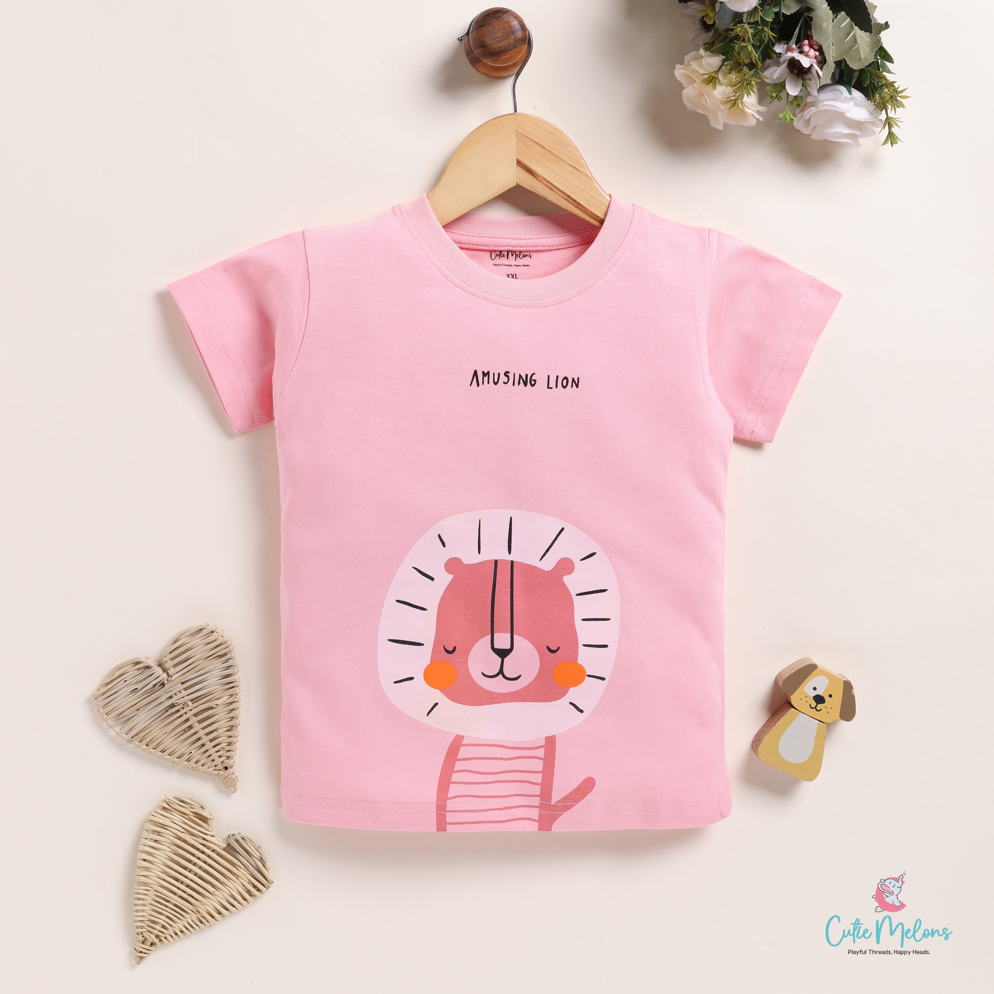 Amusing Lion Half Sleeves Unisex T-shirt